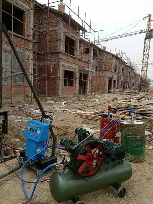 建筑保温采用聚氨酯喷涂发泡机施工常用措施(图2) 聚氨酯喷涂发泡机建筑保温施工案例