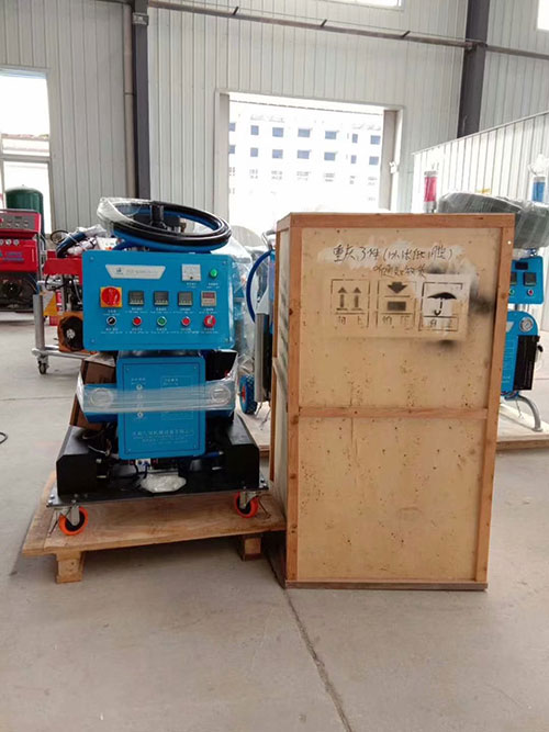 聚氨酯喷涂机械颇具实力的制造厂家(图1) 保温施工聚氨酯喷涂发泡机