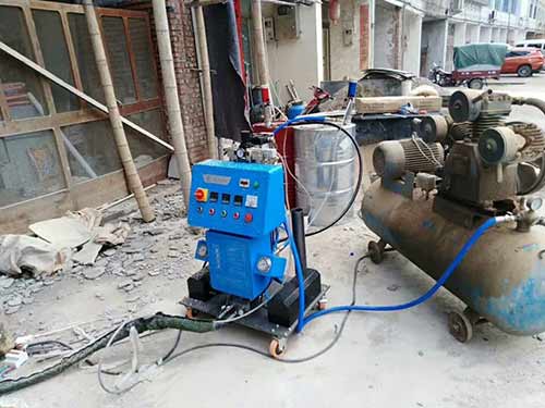 聚氨酯保温发泡施工设备 厂家定制(图1) 聚氨酯保温发泡施工设备