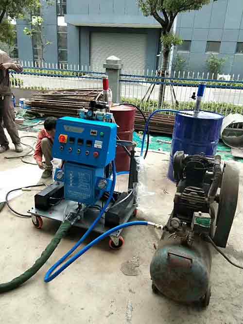 冷库外墙保温材料的施工工艺及保温方法(图1) 聚氨酯保温材料发泡设备